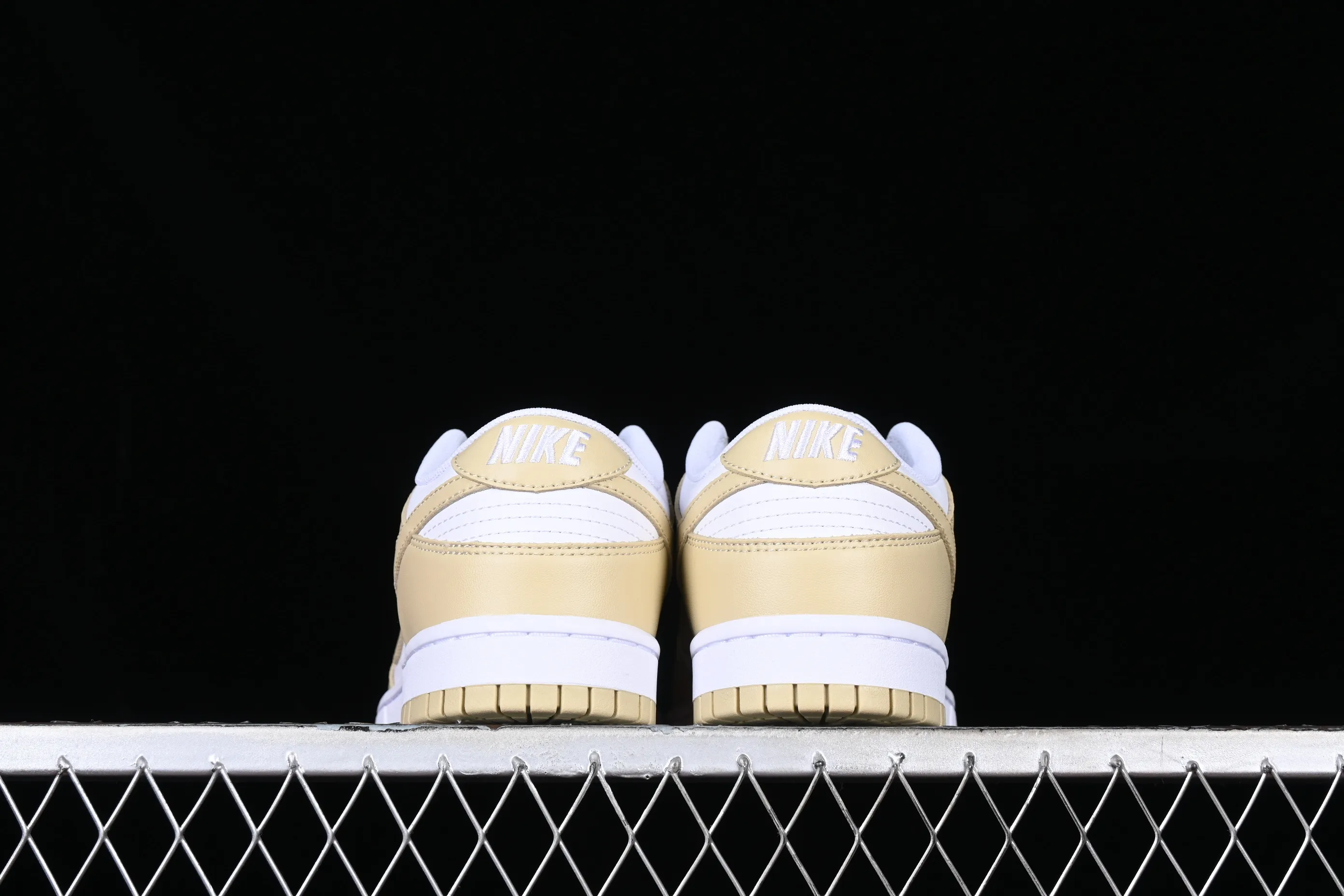 All categories Nk SB Dunk series Nk SB Dunk Low low-top sneakers Nk Dunk Low "Team Gold" golden wheat color SB low-top sports and leisure sneakers DV0833-100